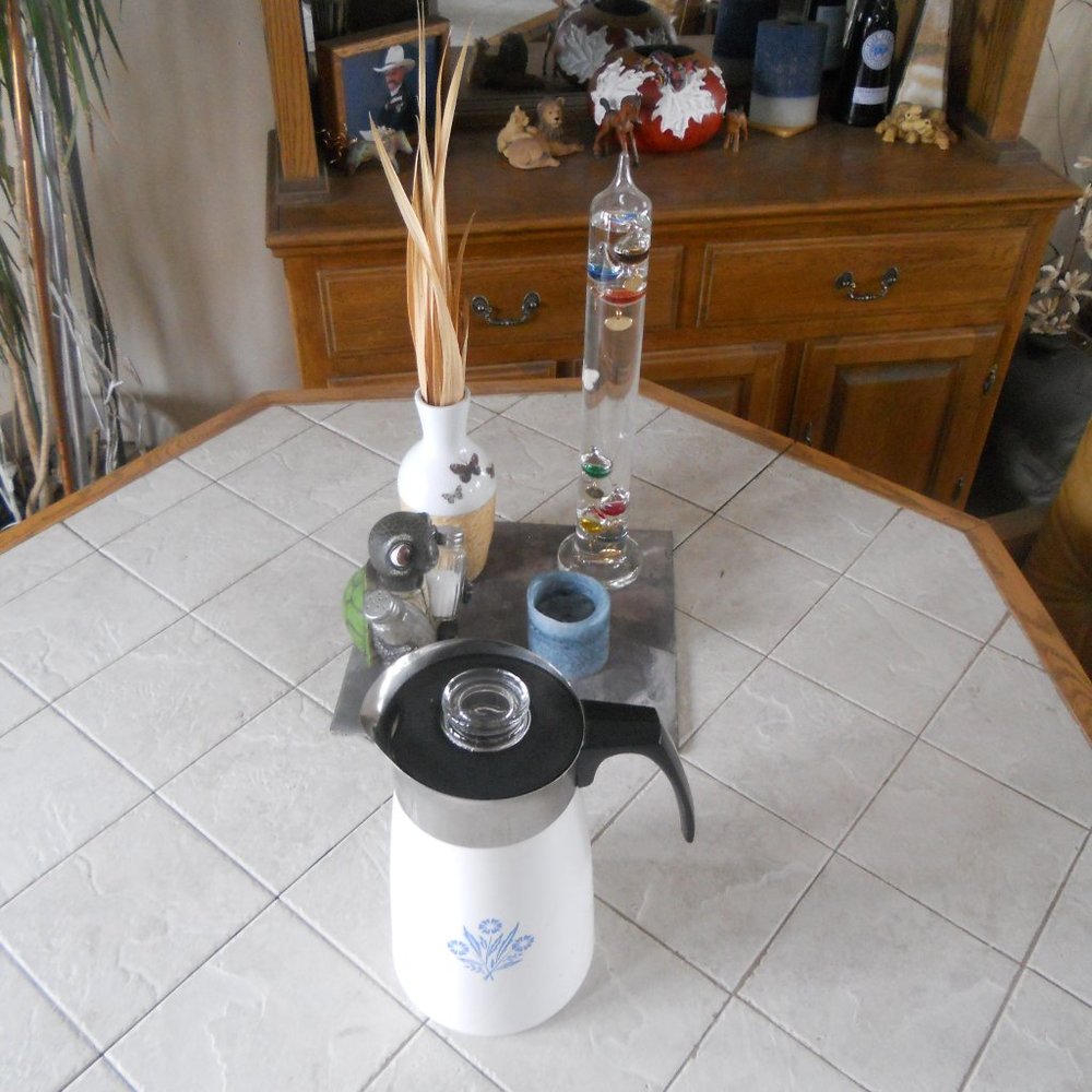 Complete Corning Ware Stove Top, Cornflower, 9 Cup Percolator, White Coffee Pot
